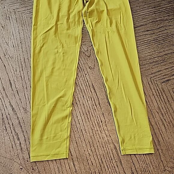 Offline by Aerie high rise leggings size M - Picture 3 of 8